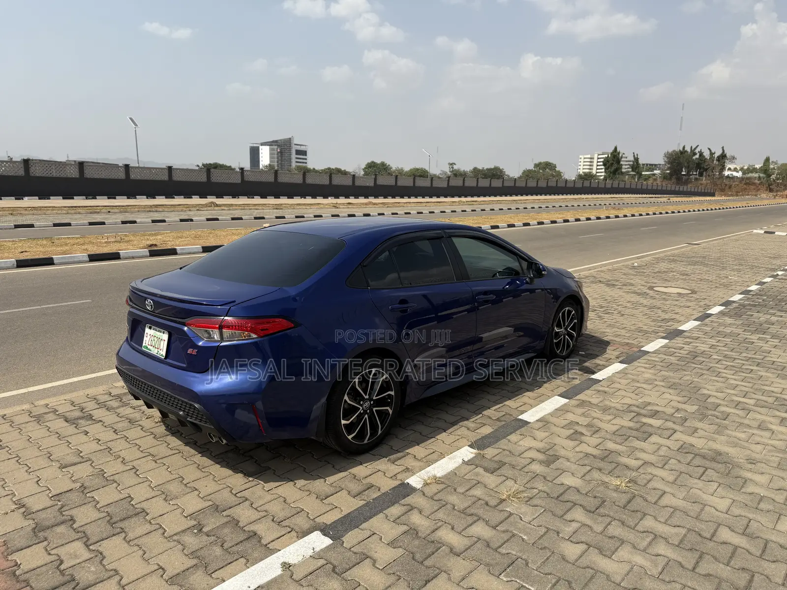 Toyota Corolla SE 2020 Blue