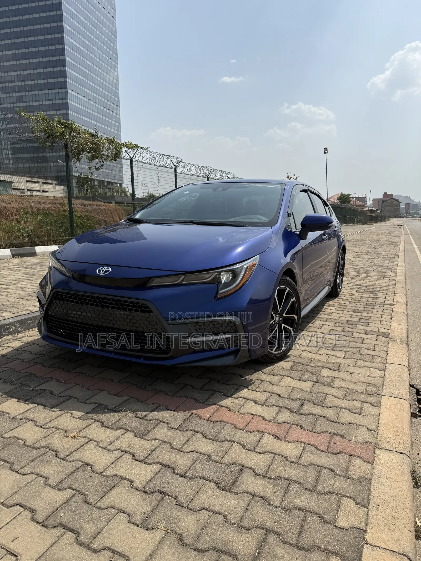 Toyota Corolla SE 2020 Blue