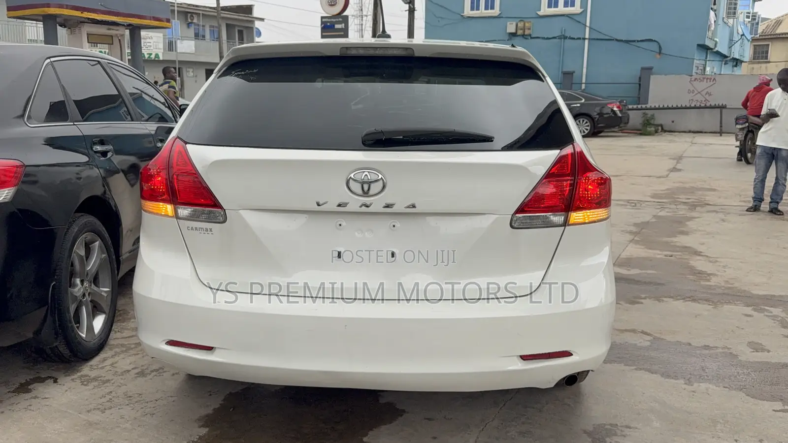 Toyota Venza LE 2012 White