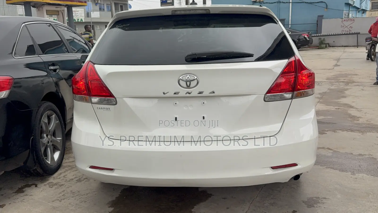Toyota Venza LE 2012 White