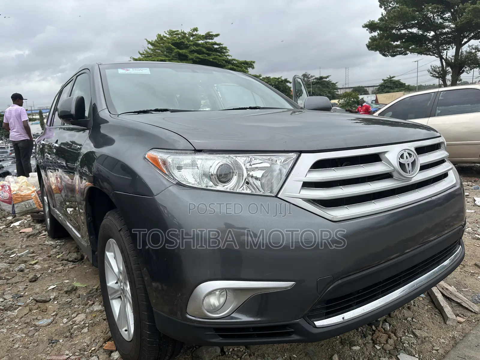 Toyota Highlander Limited 3.5L 2WD 2013 Gray
