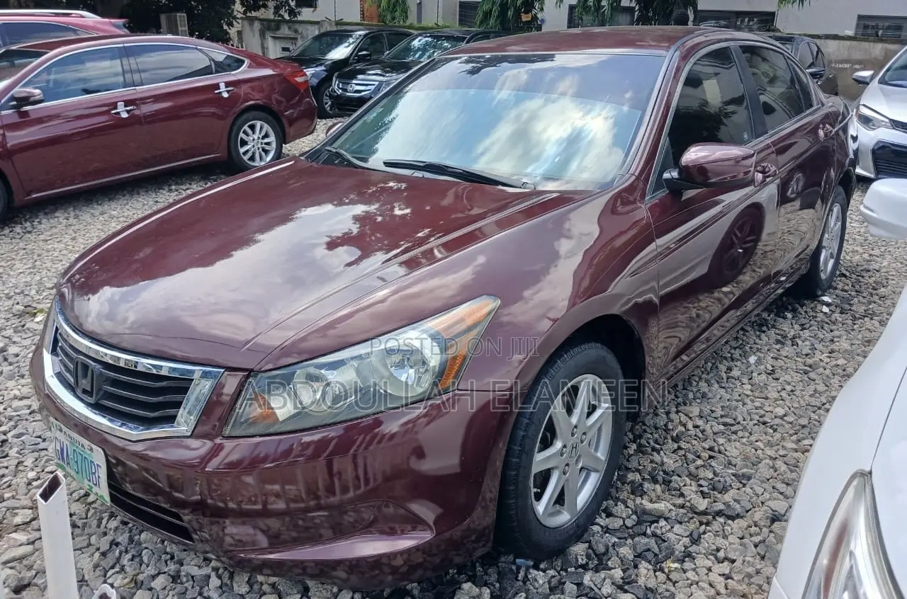 Honda Accord 2010 Maroon