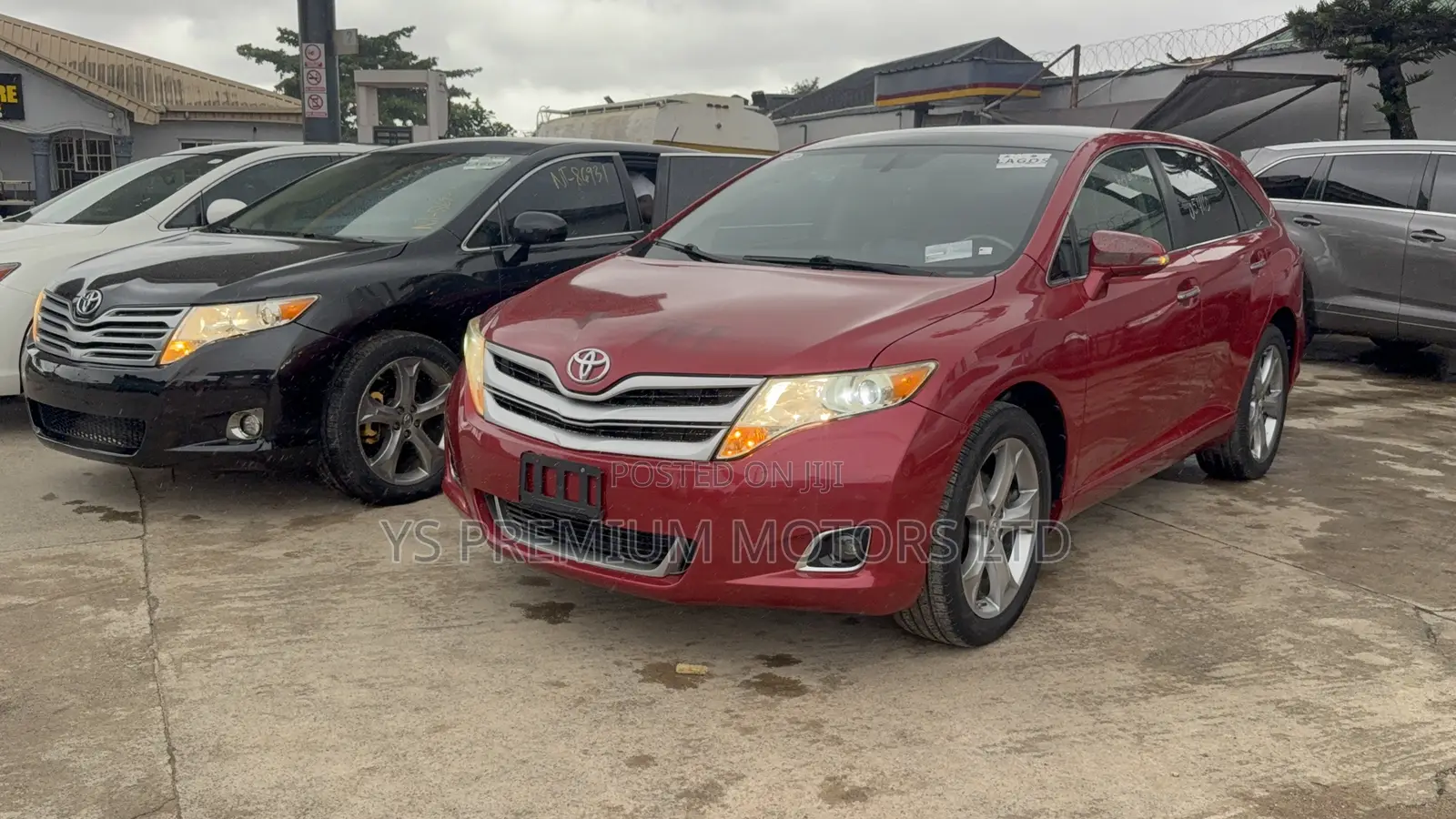 Toyota Venza XLE AWD V6 2013 Red
