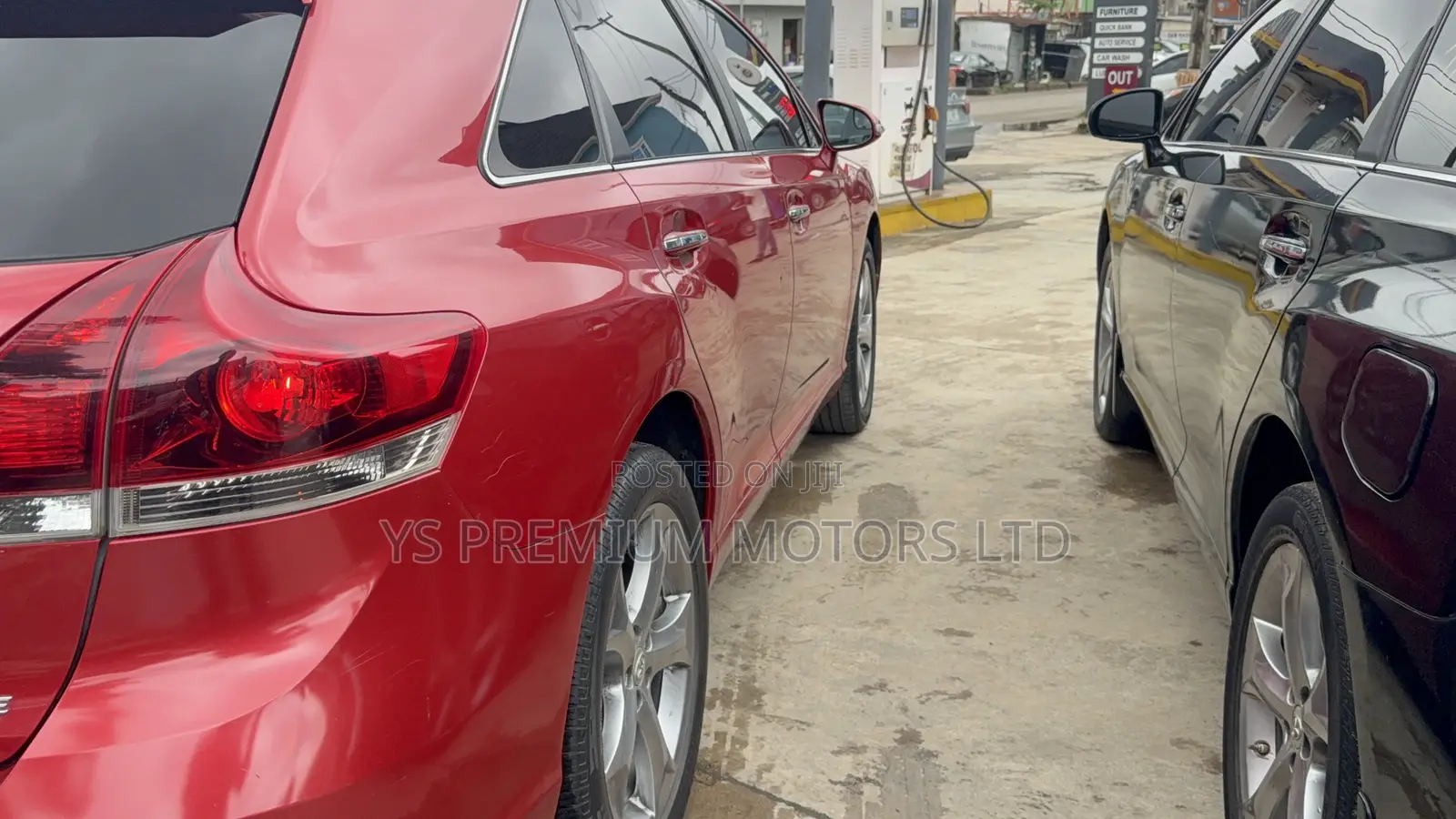 Toyota Venza XLE AWD V6 2013 Red