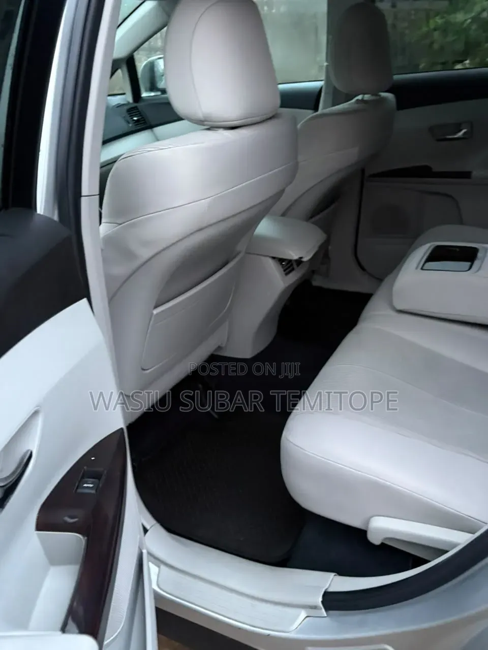 Toyota Venza 2009 Silver