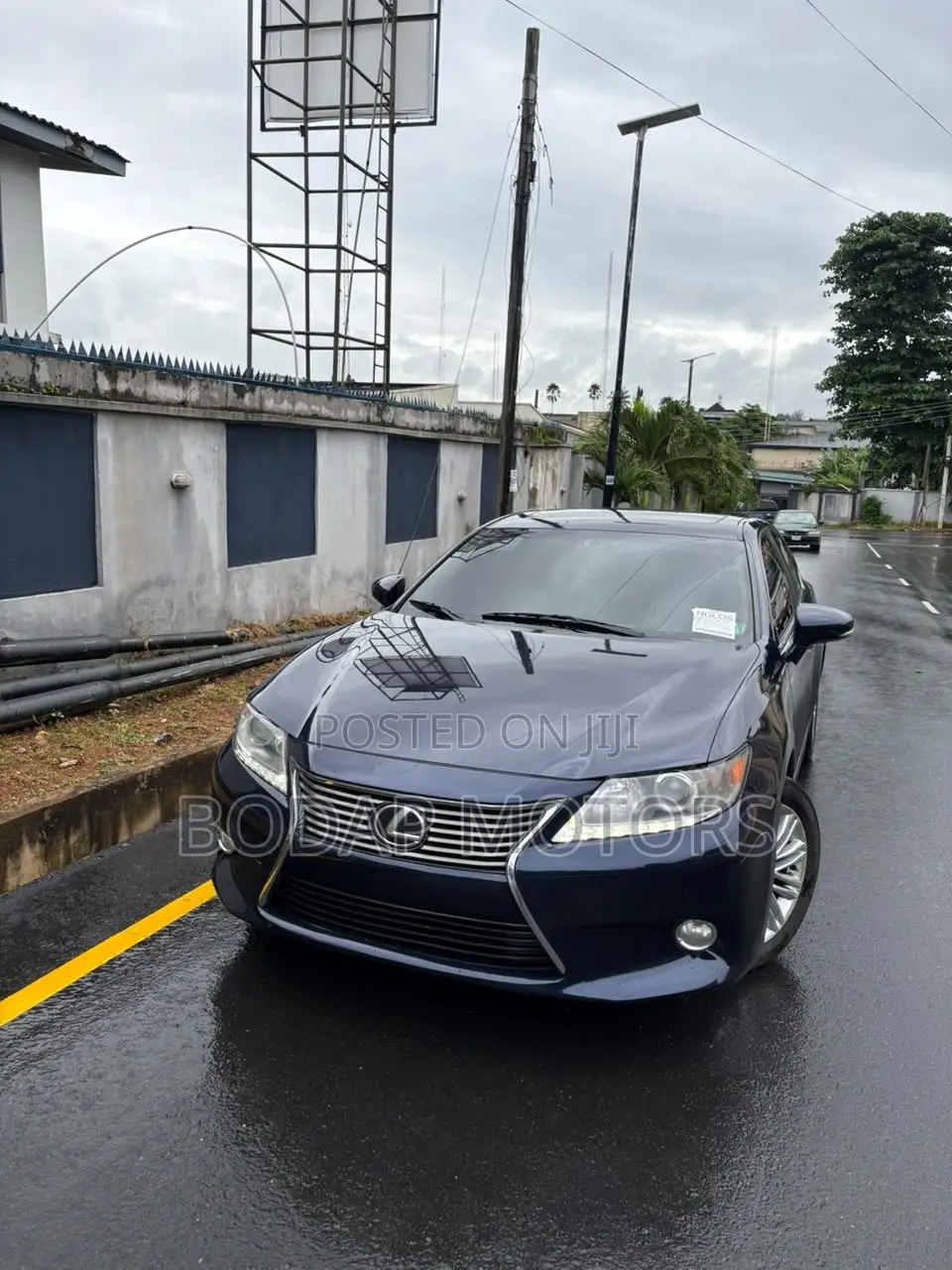 Lexus ES 350 FWD 2015 Blue