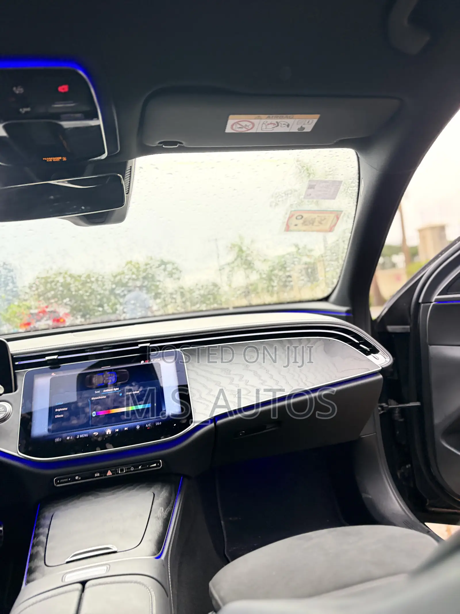New Mercedes-Benz E300 2025 Black