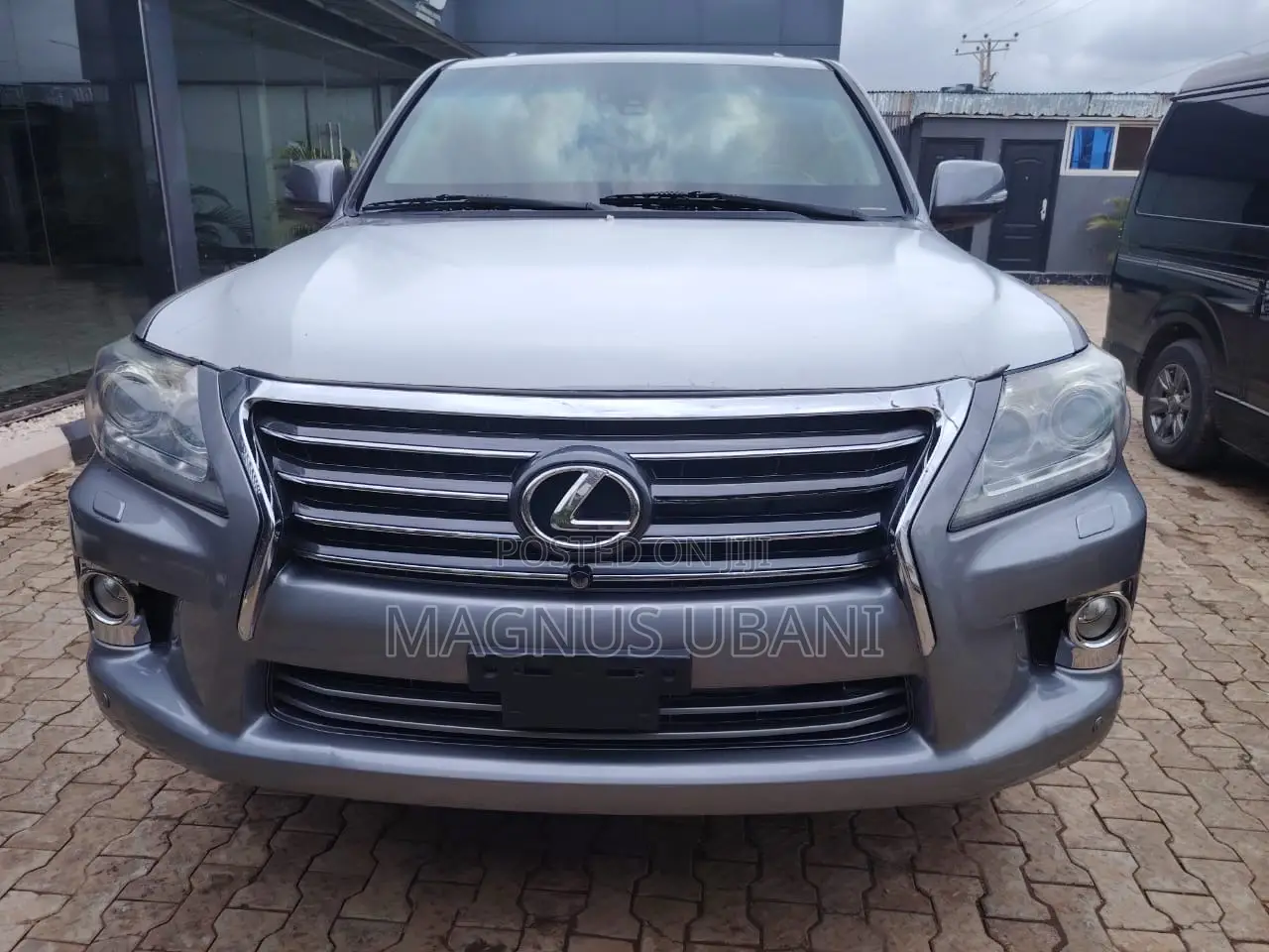 Lexus LX 570 (5 seats) AWD 2015 Gray