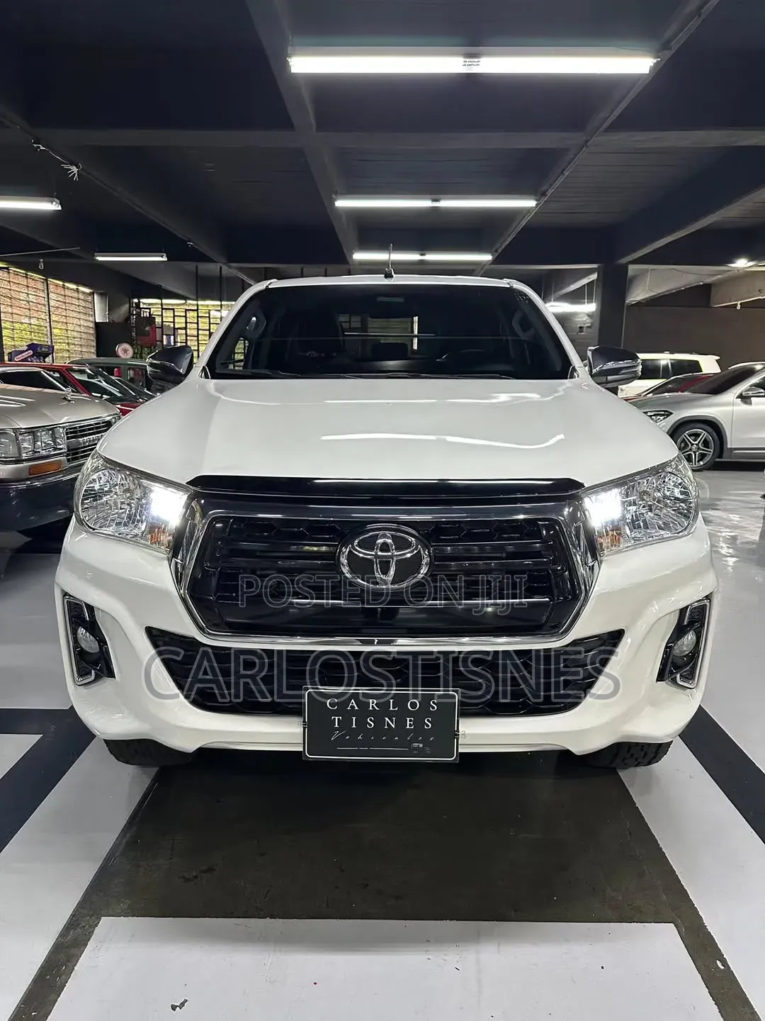 Toyota Hilux Revo Double Cab Deisel 2.4 AWD 2019 White