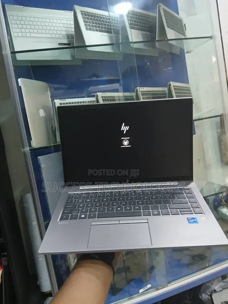 Laptop HP ZBook Firefly G8 16GB Intel Core i5 SSD 256GB