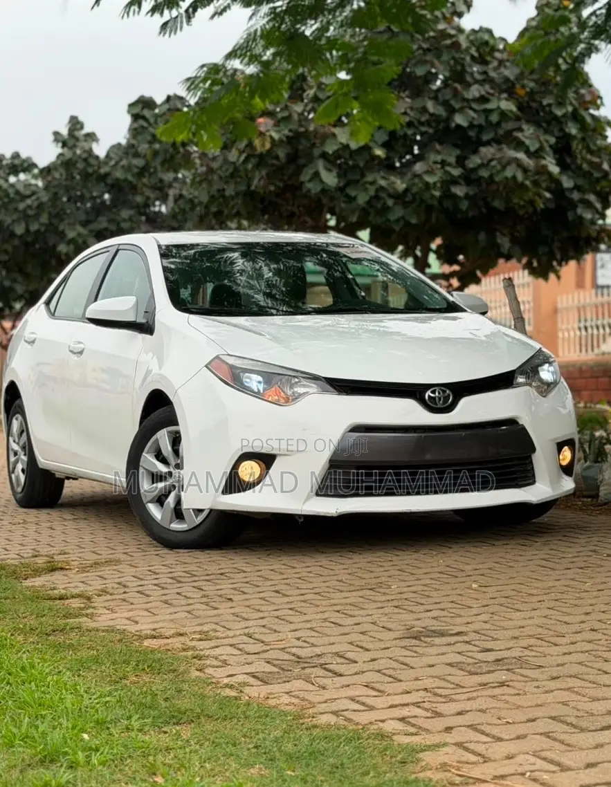 Toyota Corolla 2014 White