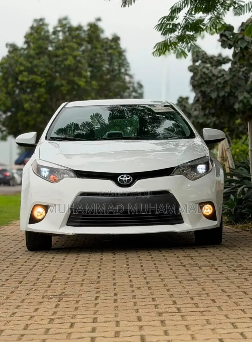 Toyota Corolla 2014 White