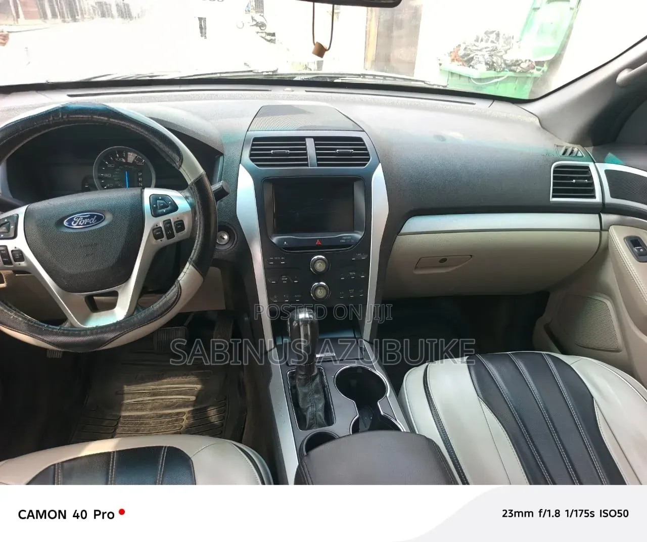 Ford Explorer 4dr SUV AWD (3.5L 6cyl 6A) 2014 Gray