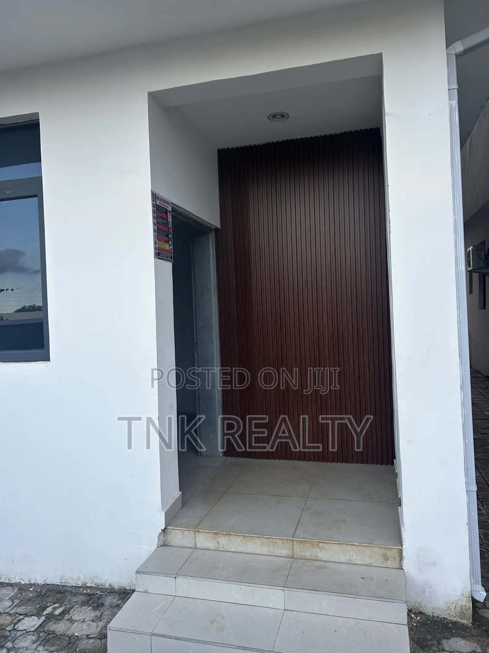 4bdrm Duplex in Mabushi for sale