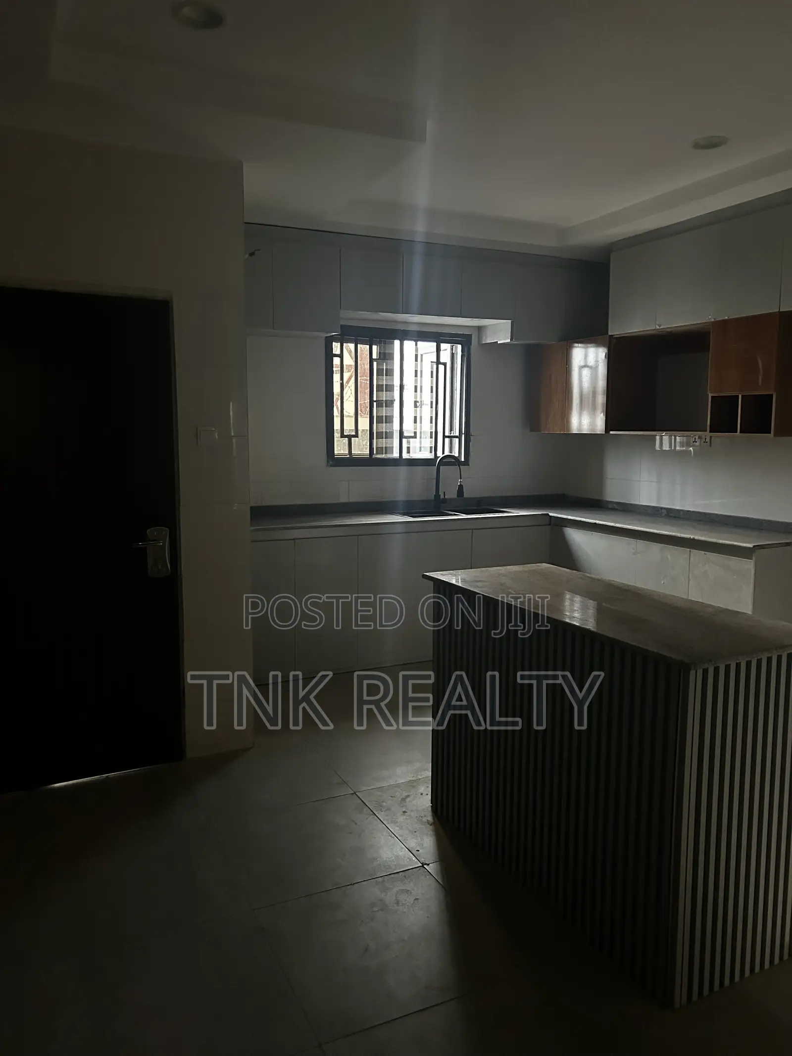 4bdrm Duplex in Mabushi for sale