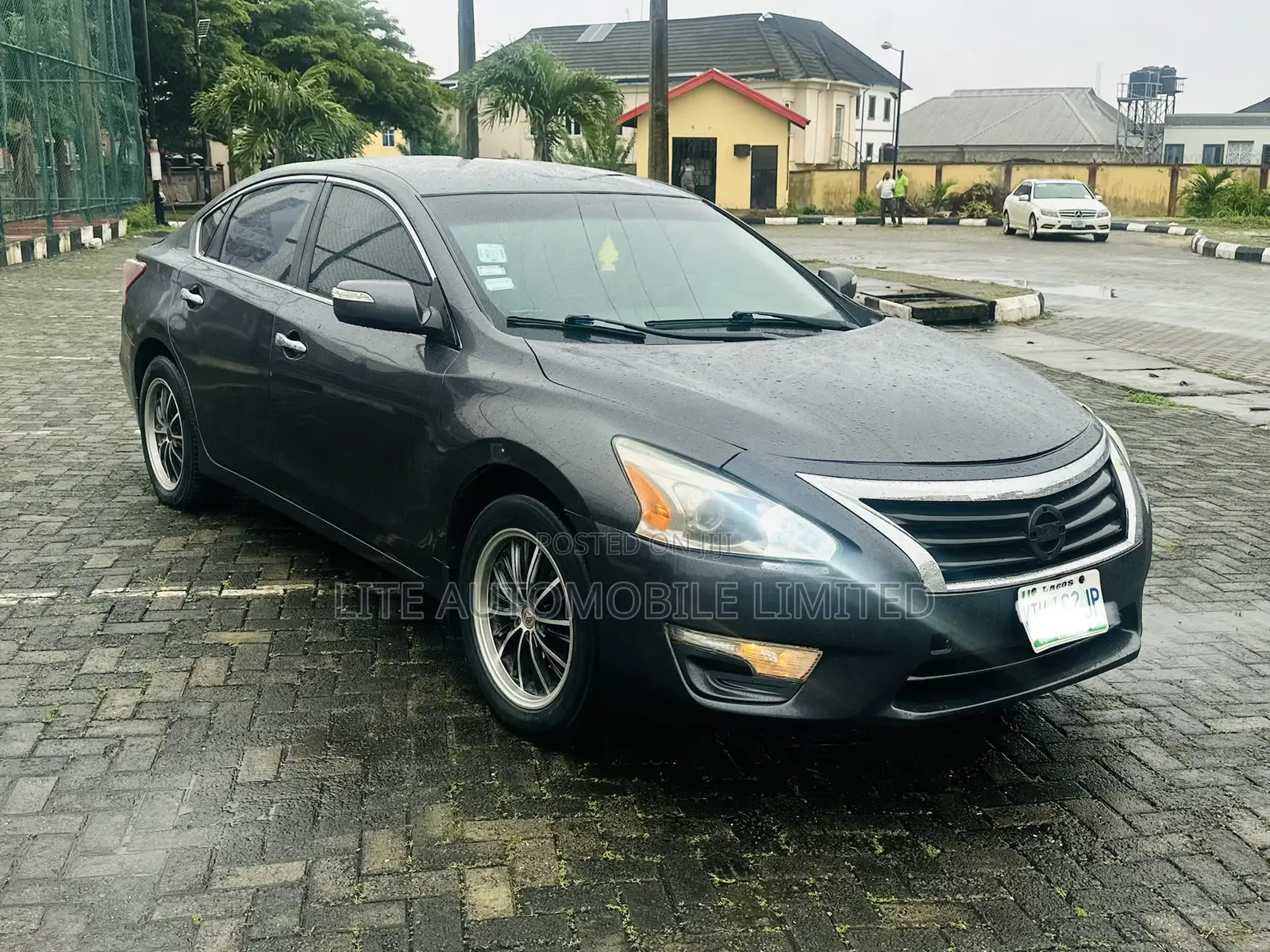 Nissan Altima Sedan 2.5 S 2013 Gray