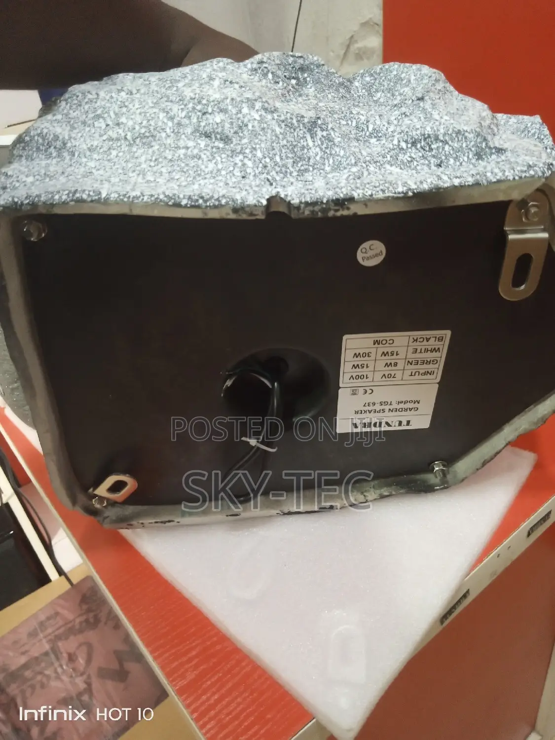 Tundra 30watts Rock Speaker Water Resistant