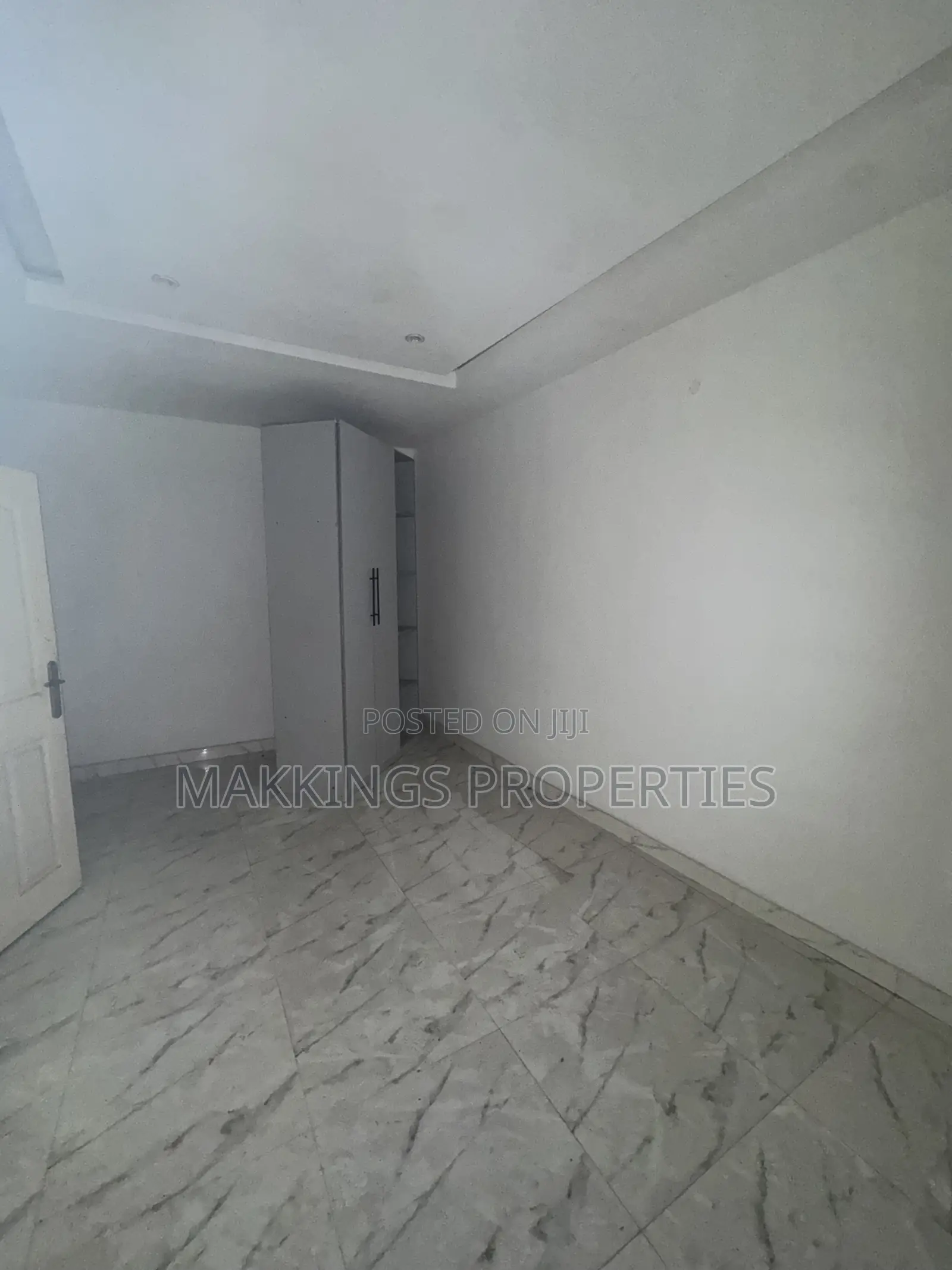 2bdrm Apartment in Sangotedo for sale