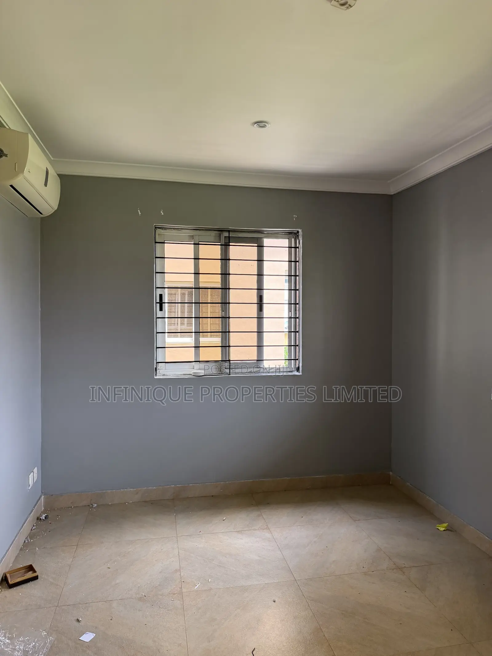 2bdrm Apartment in Lekki Phase 1 for rent
