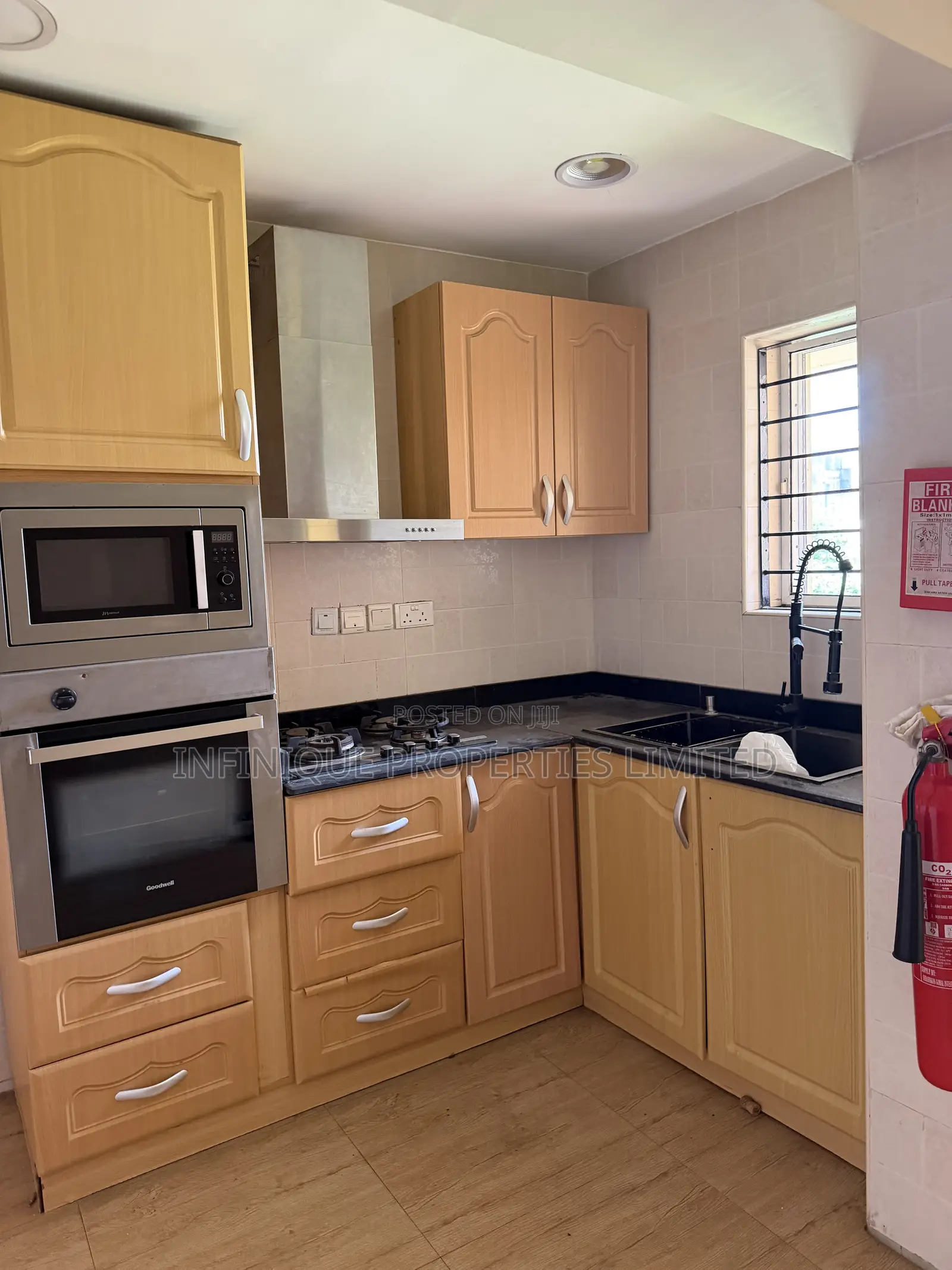2bdrm Apartment in Lekki Phase 1 for rent