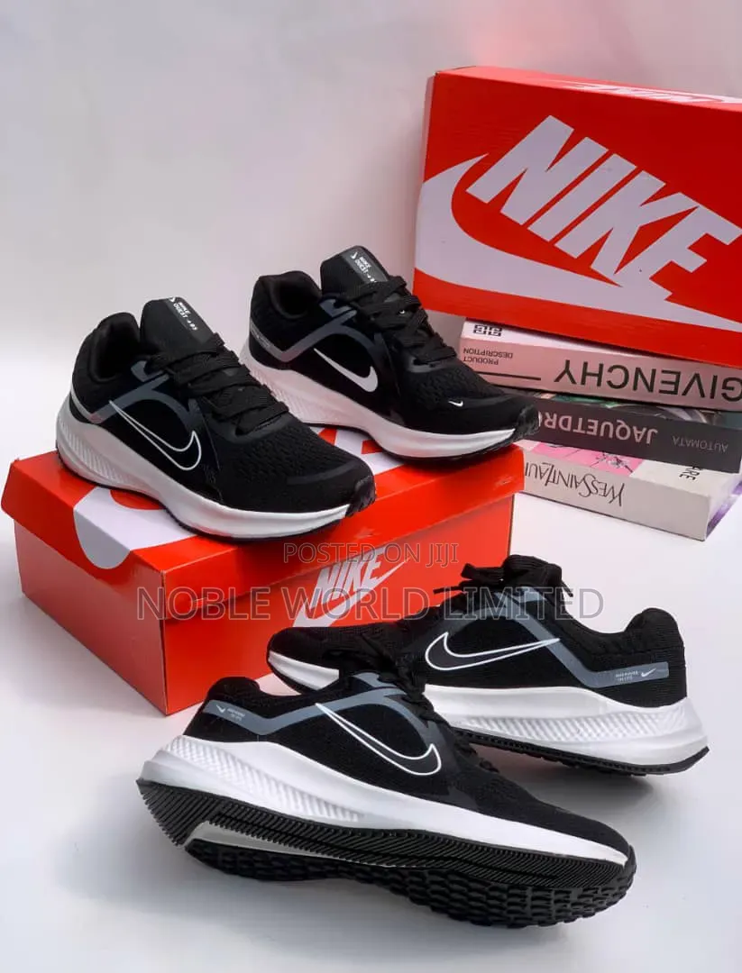 Authentic Nike Unisex Sneakers EJM 8g