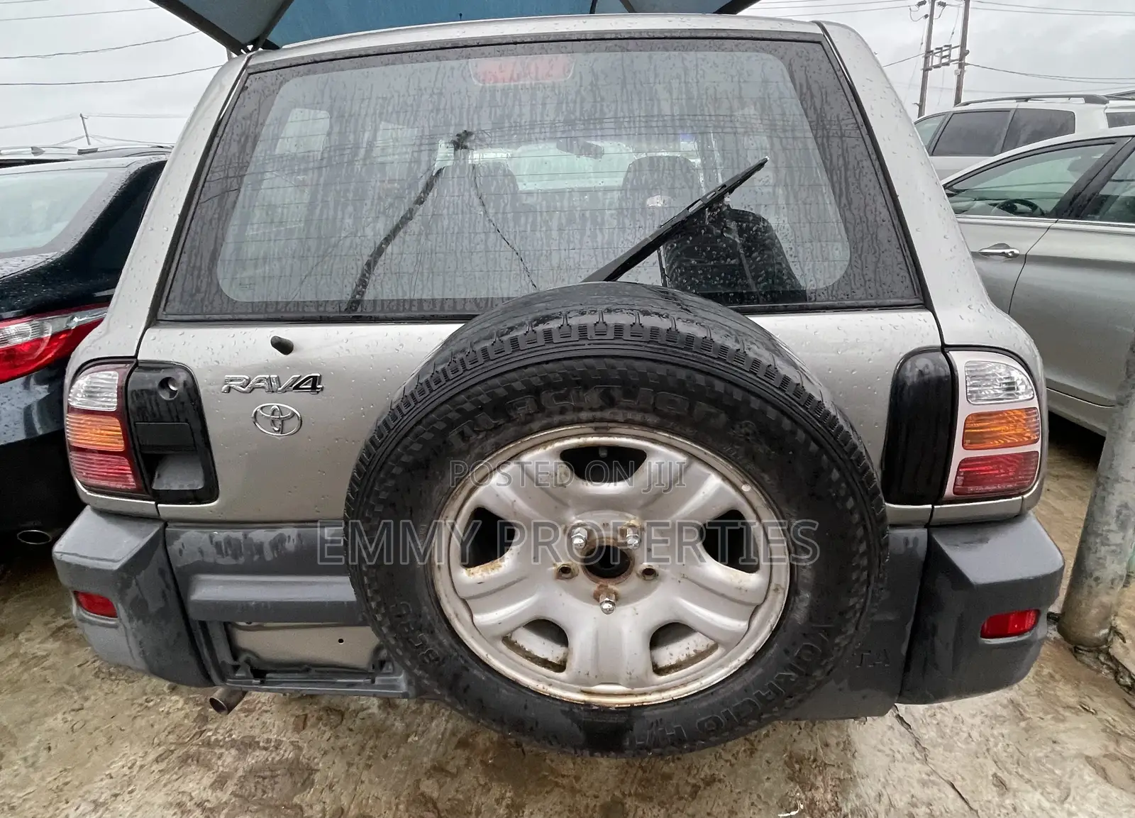 Toyota RAV4 Automatic 2000 Gray