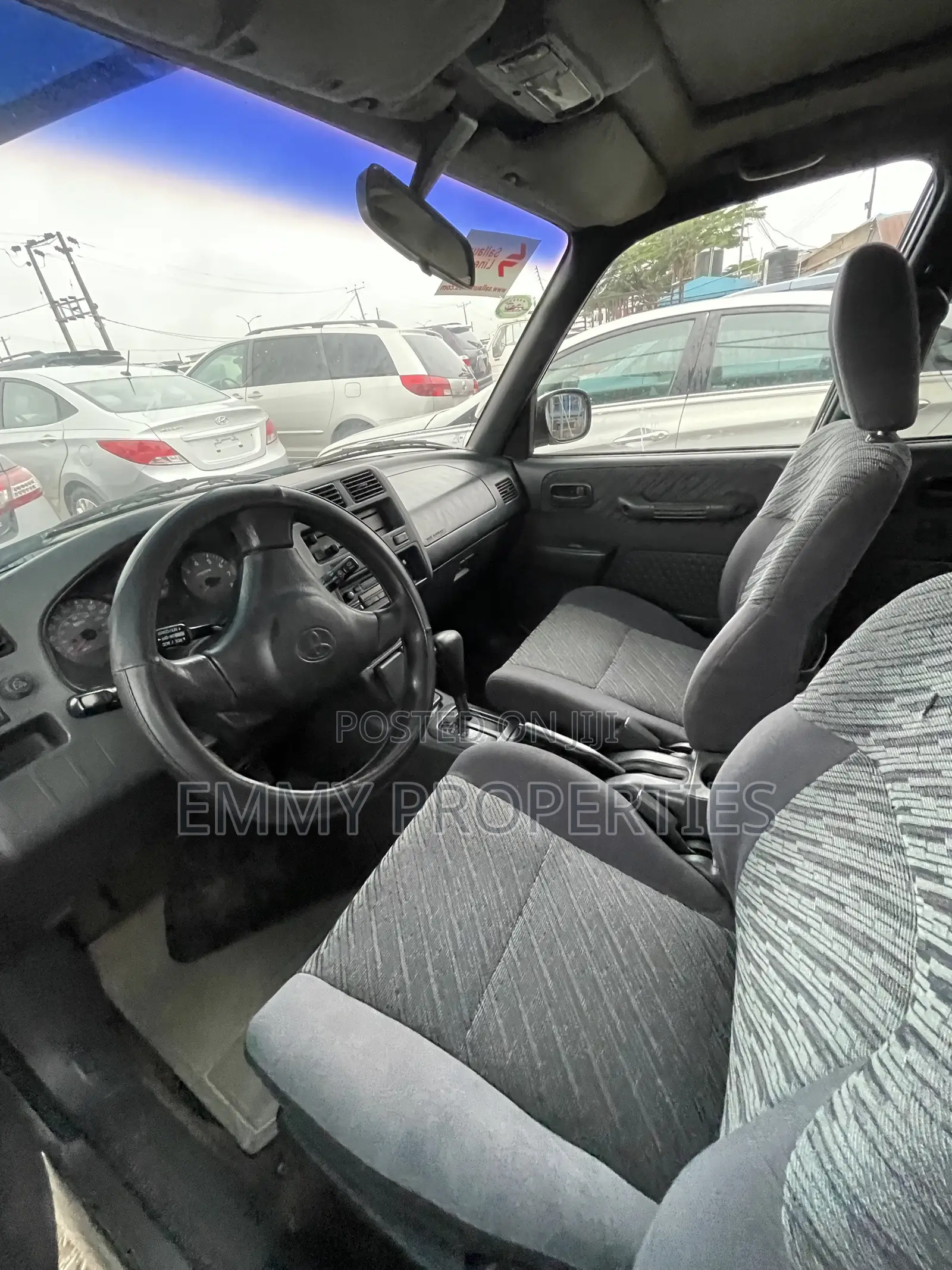 Toyota RAV4 Automatic 2000 Gray