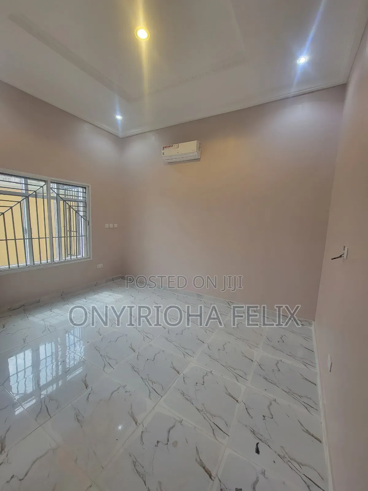 4bdrm Duplex in Lugbe Airport Road, Kiami for rent