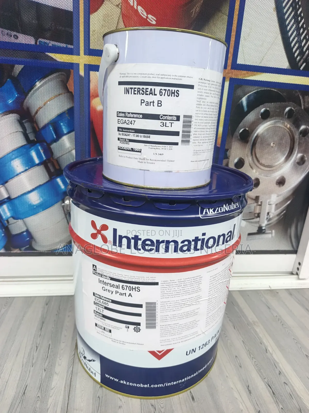 Interseal 670HS Comp a B Available in Different Sizes and Colours