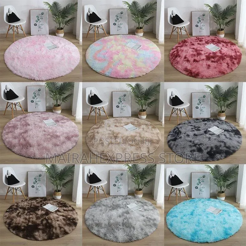 Round Fur Mat. Large Size (80 by 80cm).