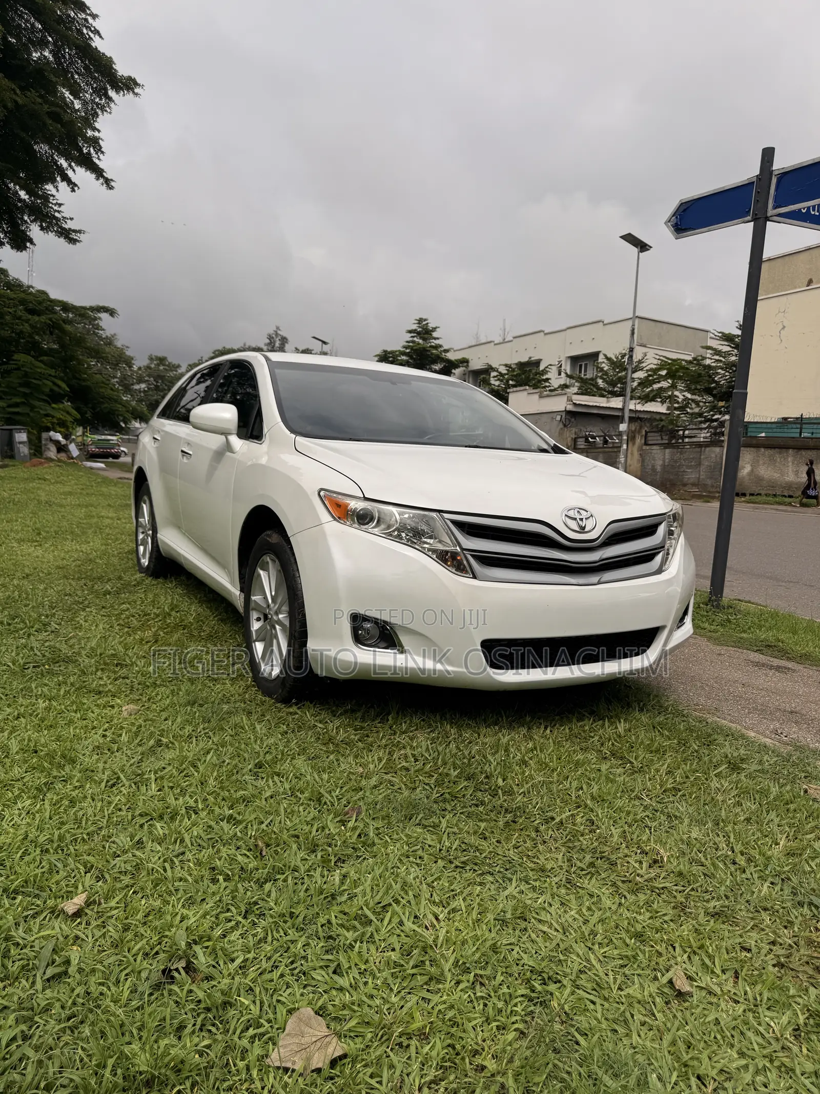 Toyota Venza 2011 White
