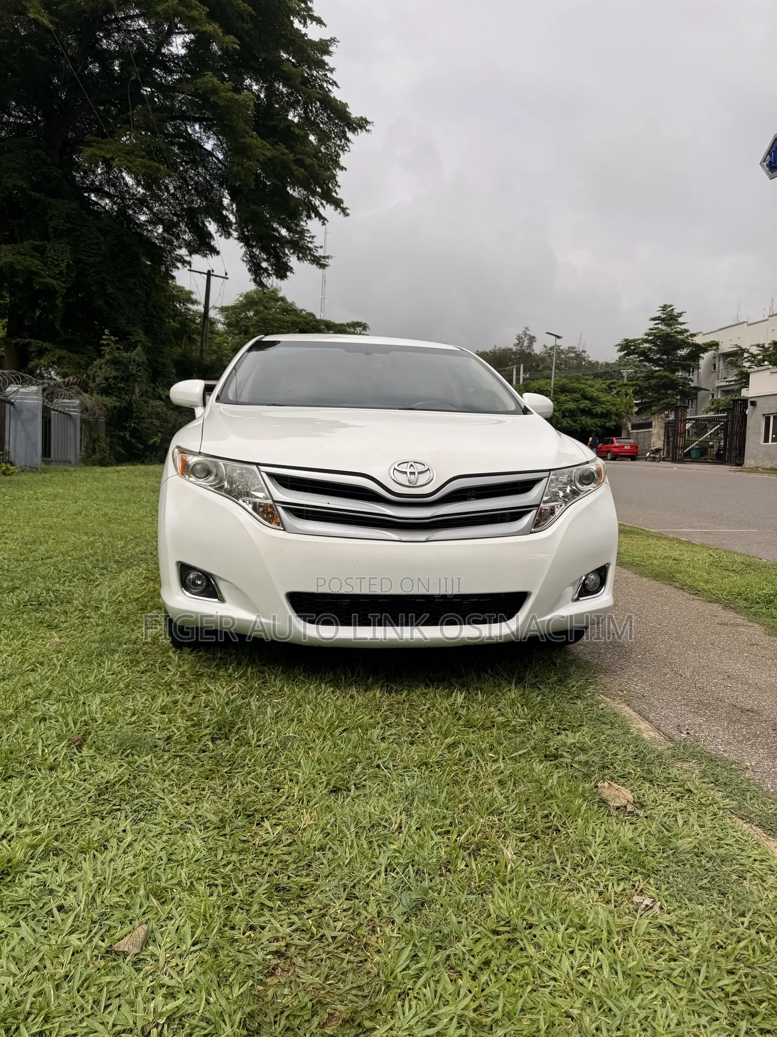 Toyota Venza 2011 White