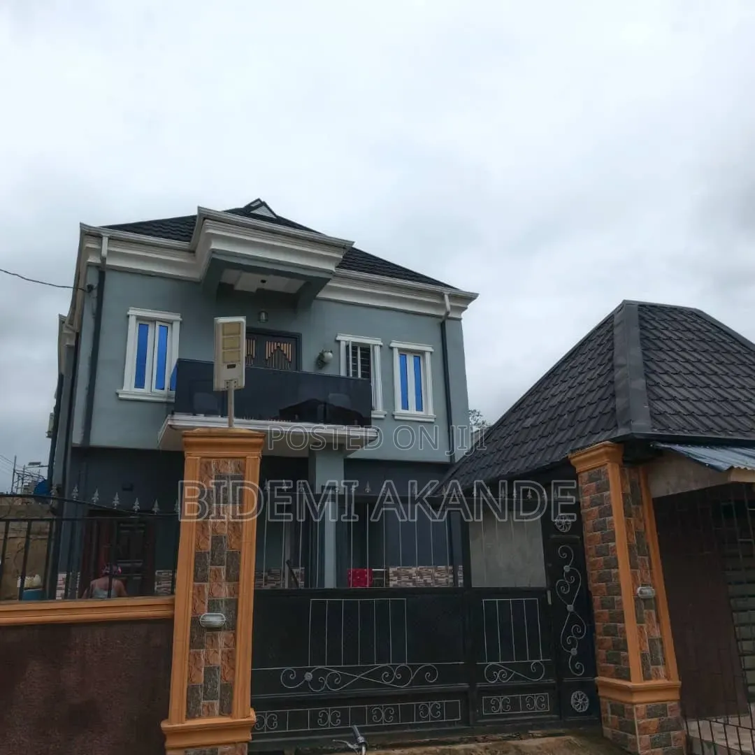 3bdrm Block of Flats in Obafemi-Owode for rent