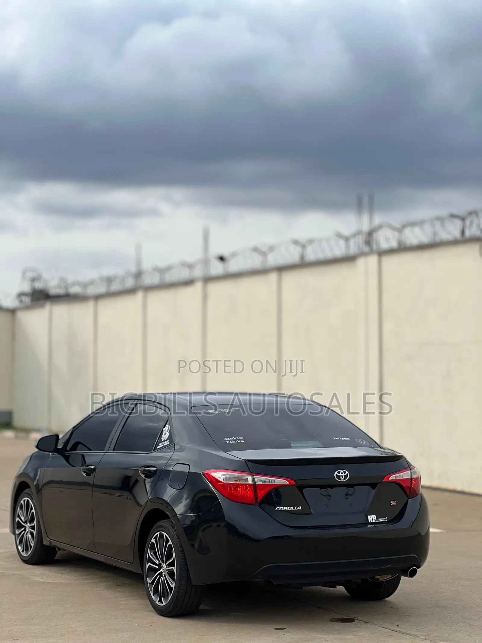 Toyota Corolla LE Eco 4dr Sedan (1.8L 4cyl CVT) 2014 Black