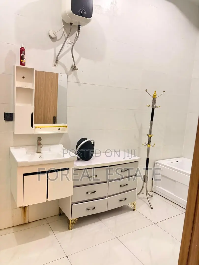 Furnished 4bdrm Duplex in Ikota for rent