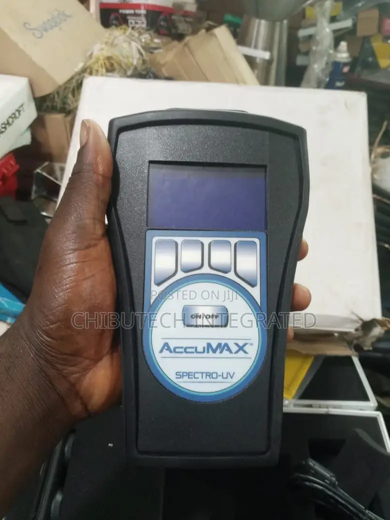 Spectroline AccuMAX XRP-3000 Digital Radiometer/Photometer