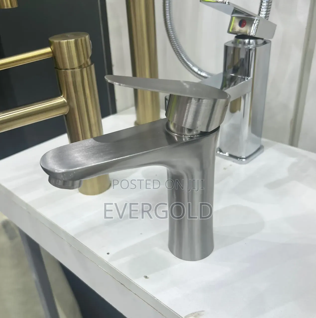 Hot and Cold Basin Mixer Tap High Quality