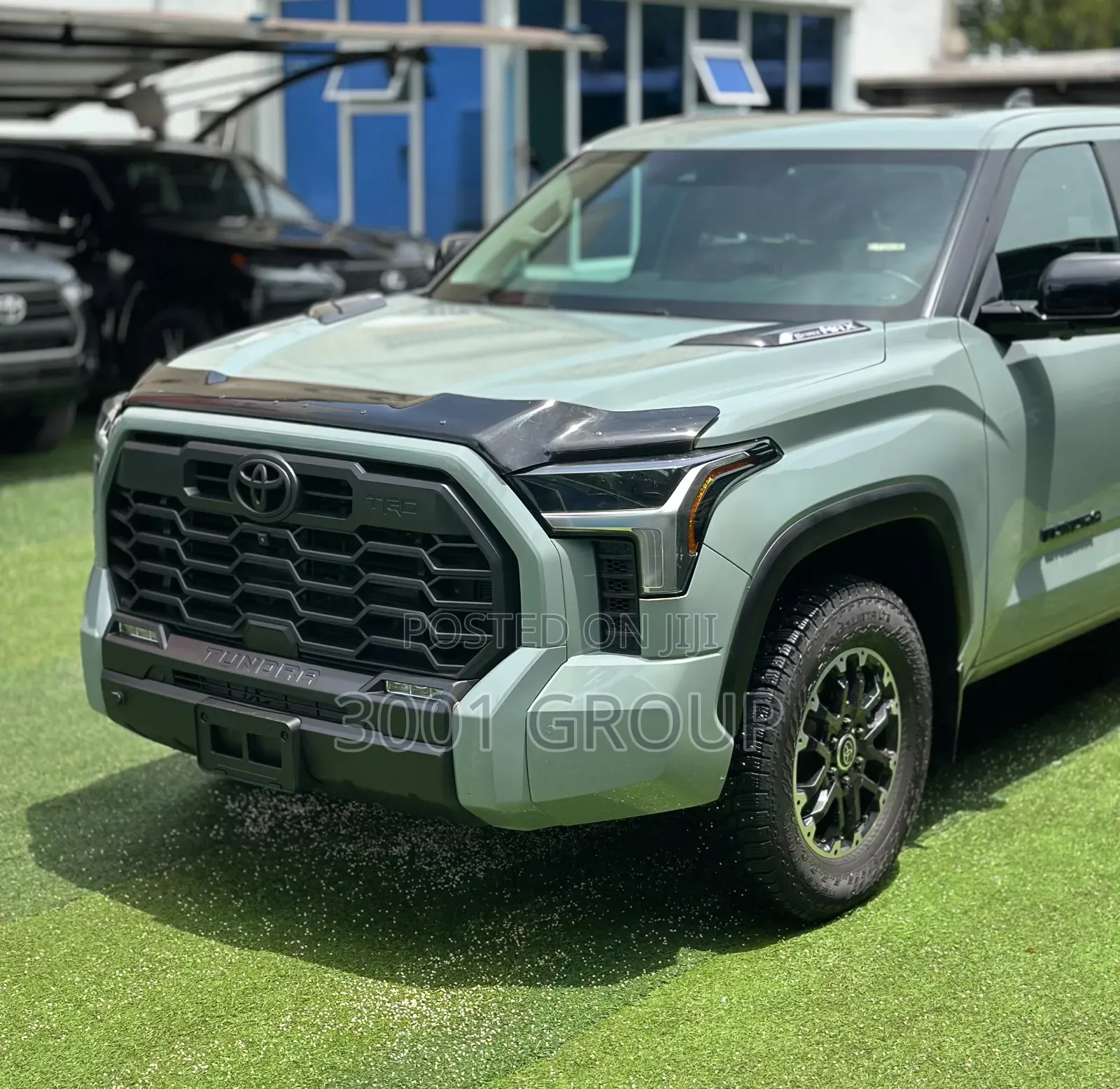 Toyota Tundra Hybrid 2025 Gray
