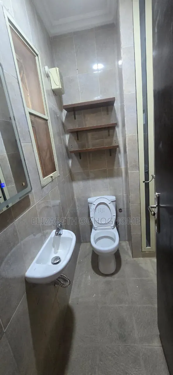 4bdrm Duplex in Sangotedo for rent