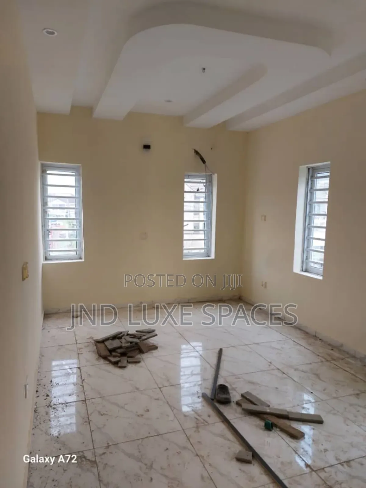 3bdrm Apartment in Obafemi-Owode for sale