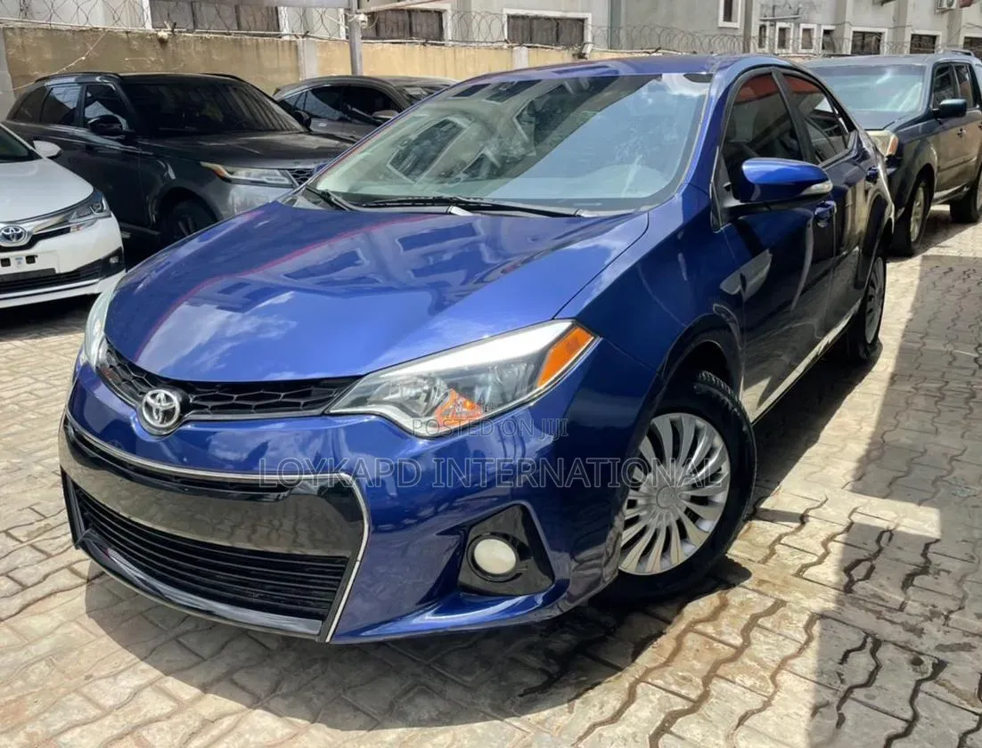 Toyota Corolla S 4dr Sedan (1.8L 4cyl CVT) 2016 Blue
