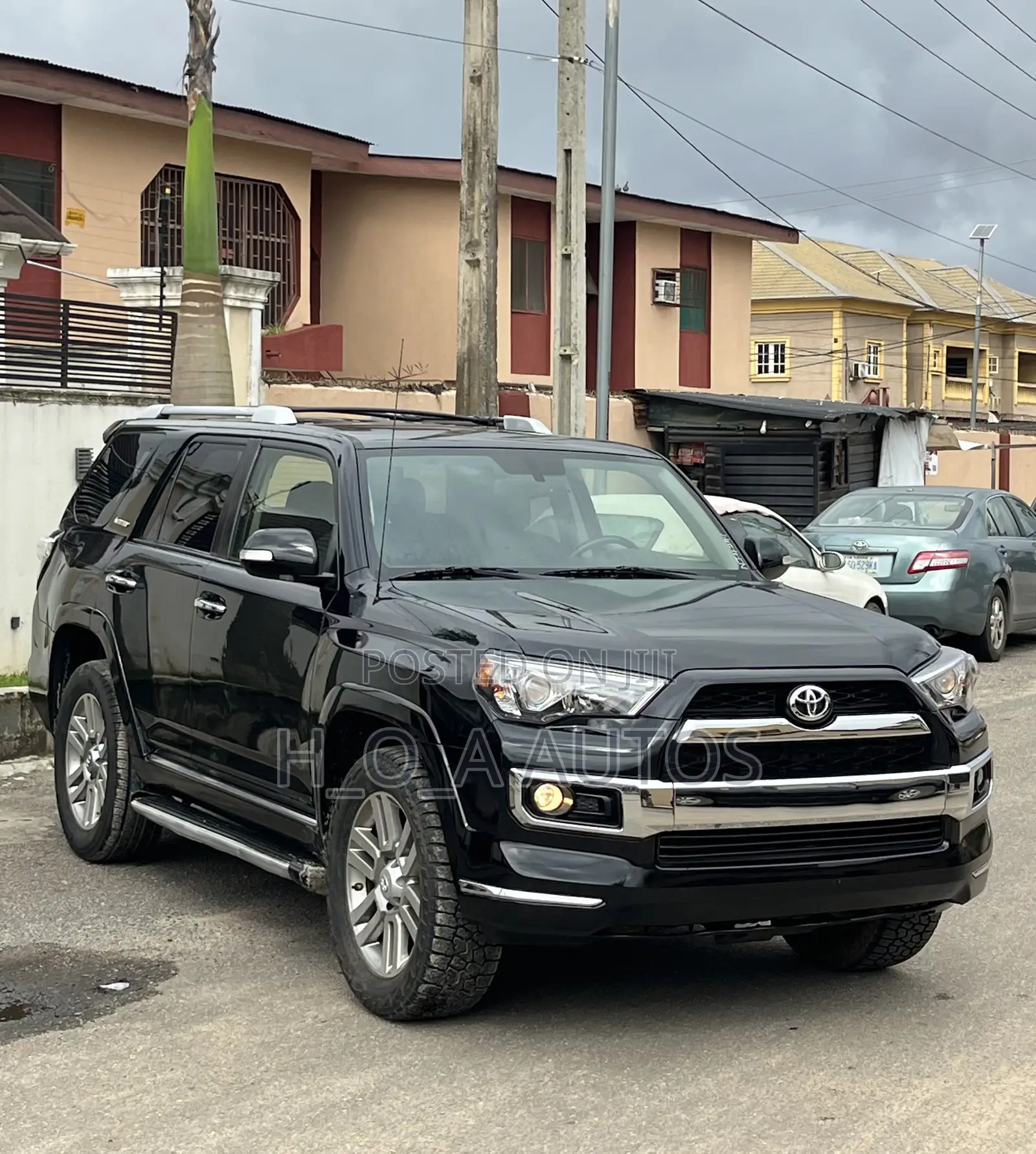 Toyota 4-Runner Limited 4X4 2013 Black