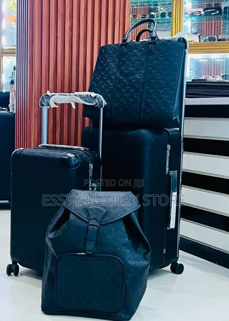 High Quality Luxury Louis Vuitton Luggage Set of Four Box