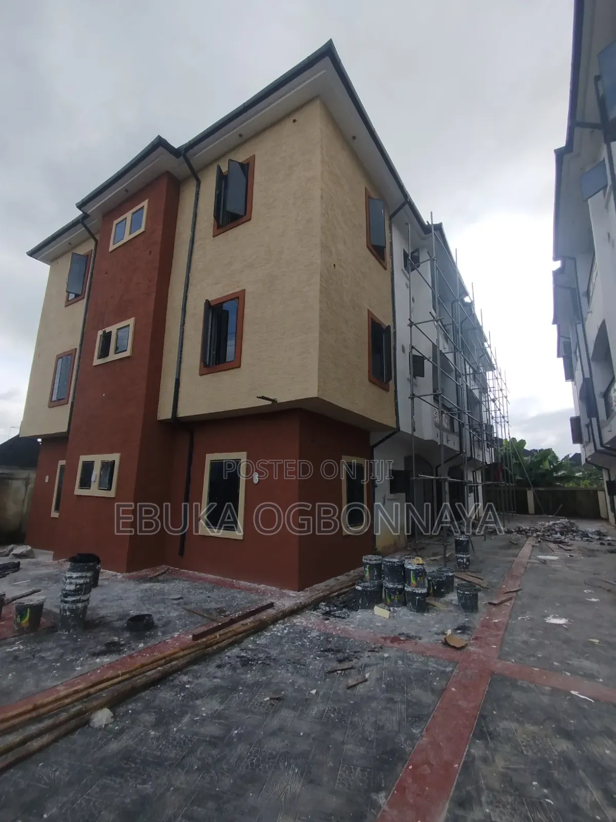 2bdrm Block of Flats in Sars Road, Obio-Akpor for rent