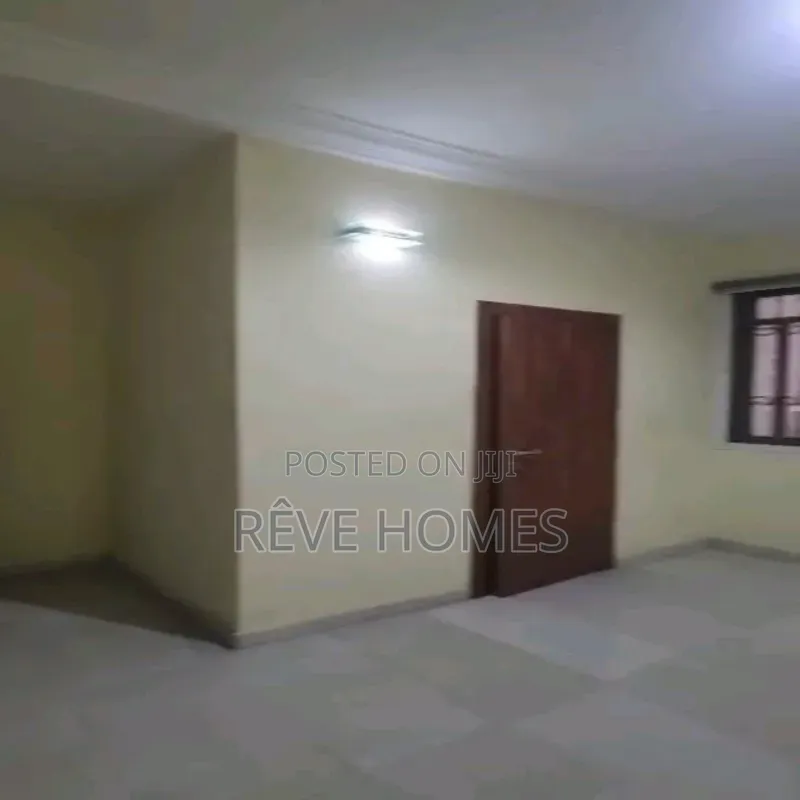 4bdrm Maisonette in Alagomeji for rent
