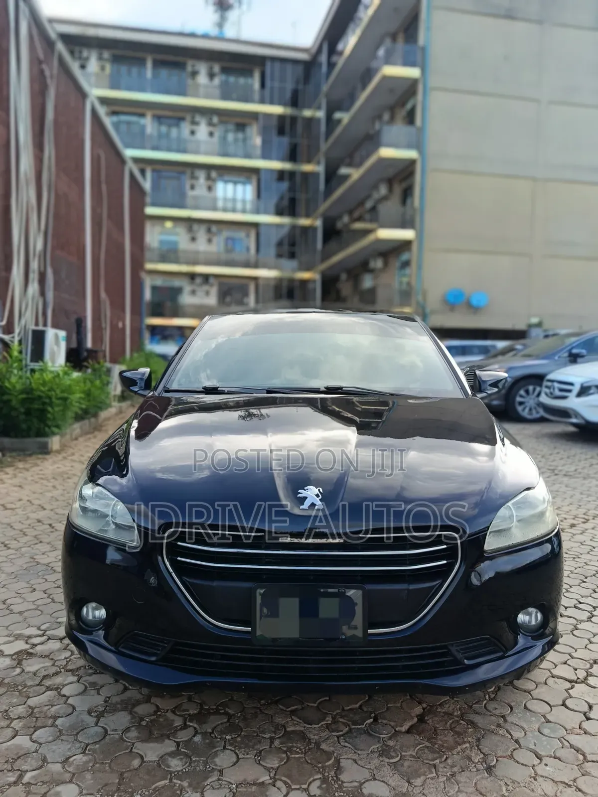 Peugeot 301 2013 Black