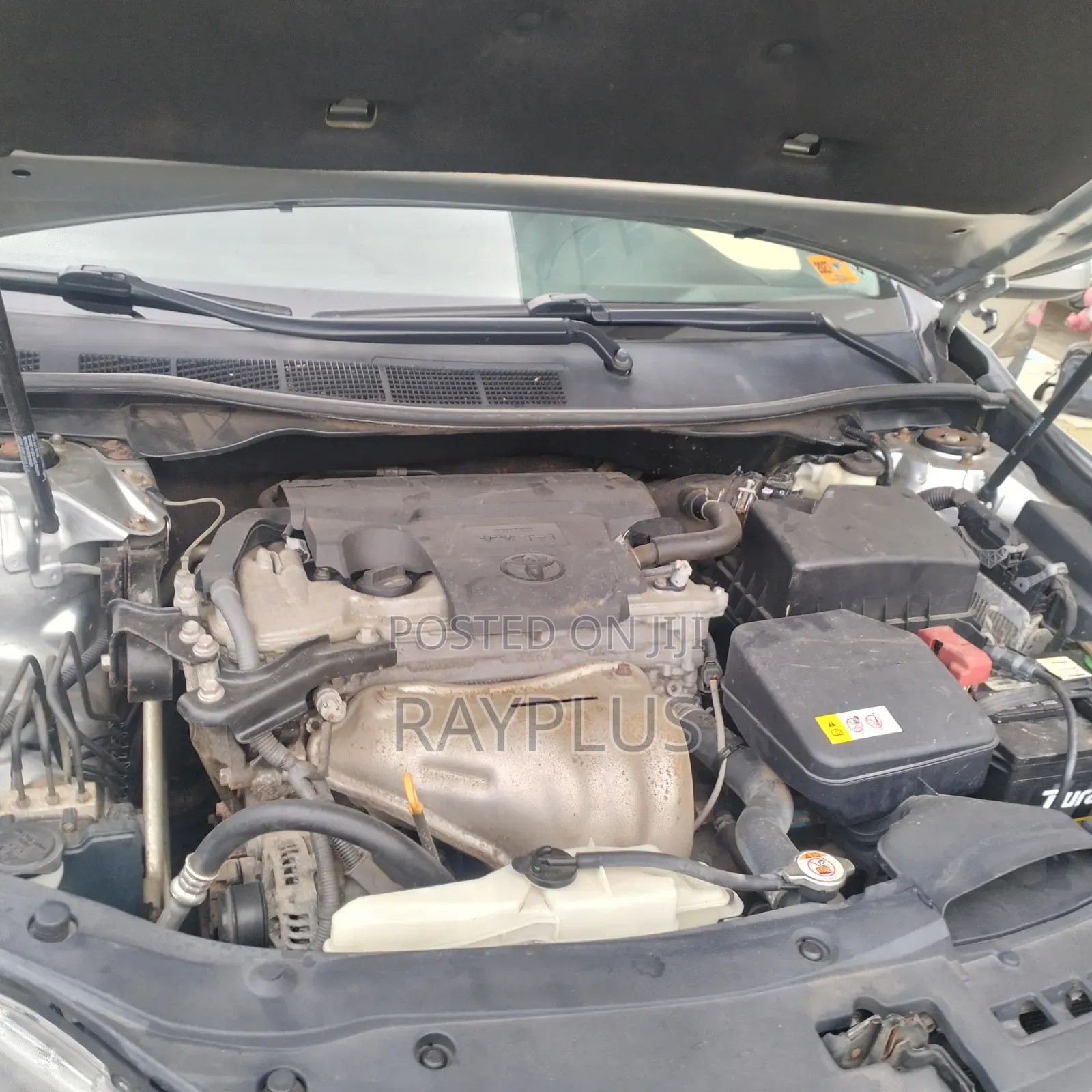 Toyota Camry 2017 Silver