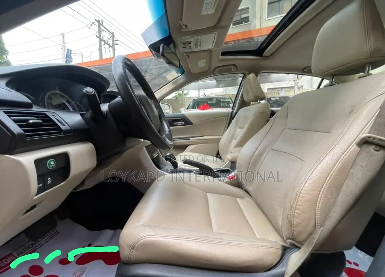 Honda Accord EX-L 4dr Sedan w/Navigation (2.4L 4cyl CVT) 2014 Gold