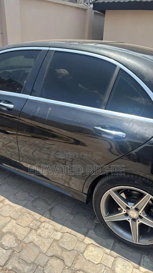Mercedes-Benz C400 2017 Black