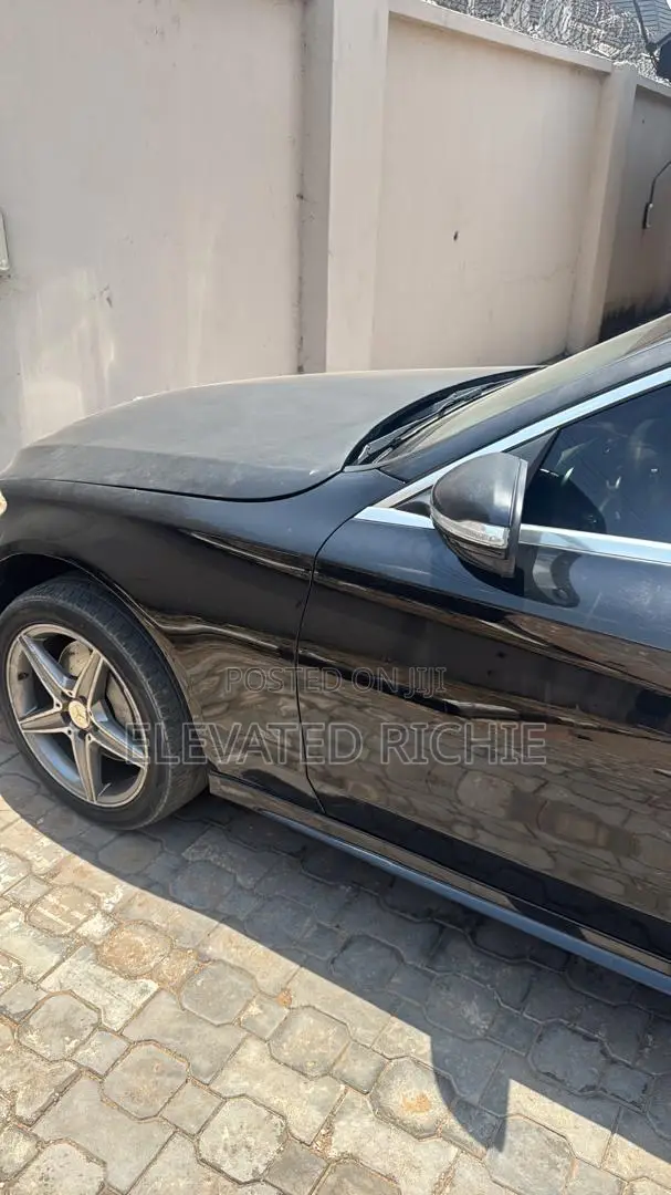 Mercedes-Benz C400 2017 Black